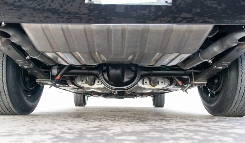 
								1970 Ford Mustang Black Cobra Jet V8 full									