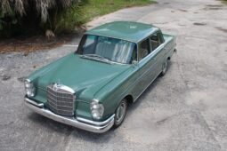 1962 Mercedes-Benz 220 Sedan