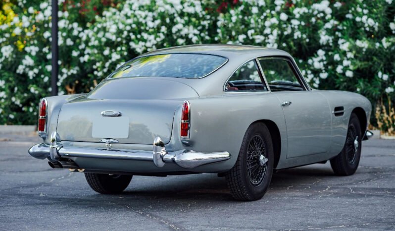 
								1960 Aston Martin DB4 full									