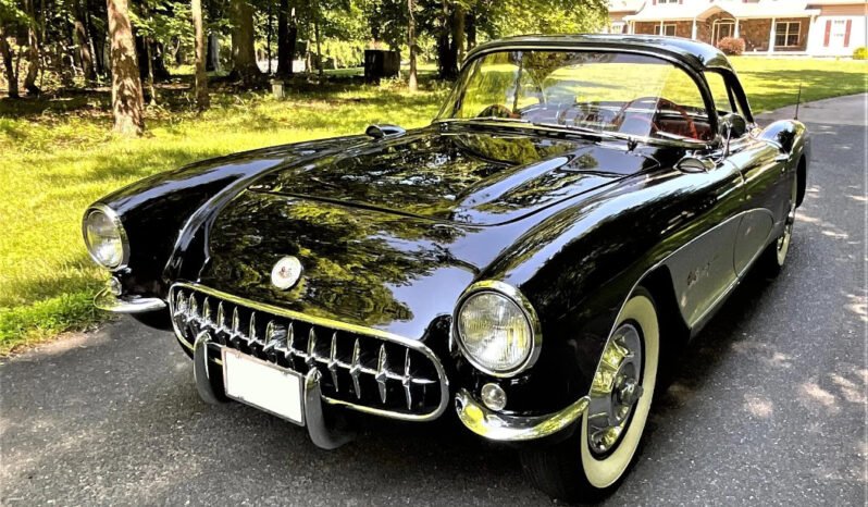 
								1957 Chevrolet Corvette 283CI V8 full									