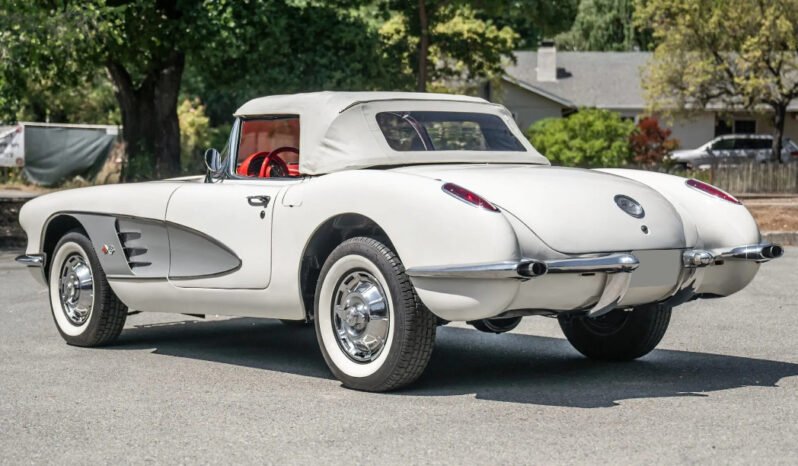 
								1959 Chevrolet Corvette full									