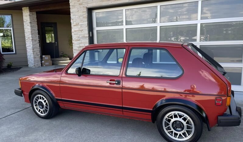 
								1983 Volkswagen Rabbit Mk1 GTI full									