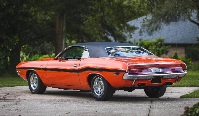 
								1970 Dodge Challenger R/T V8 Coupe full									