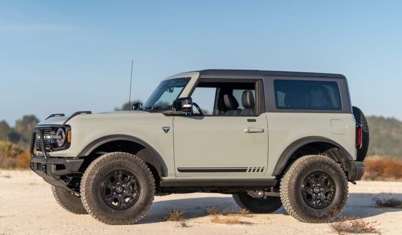 
								2021 Ford Bronco V6 full									