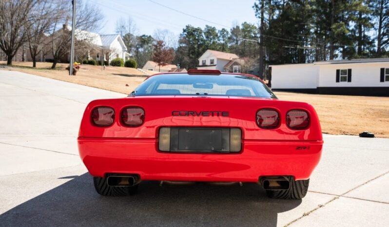 
								1993 Chevrolet Corvette ZR-1 V8 full									
