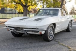 
										1963 Chevrolet Corvette Split-Window White full									