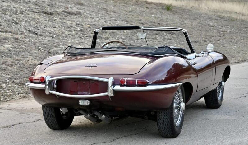 
								1966 Jaguar XKE full									