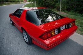 1988 Chevrolet Camaro IROC-Z V8