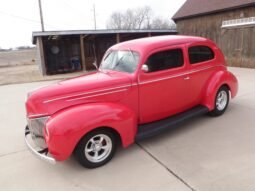 1941 Ford Deluxe Tudor Sedan
