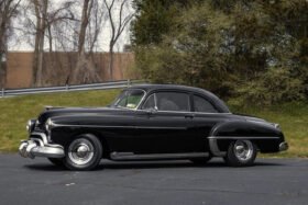 1950 Oldsmobile 88 Futuramic Club Coupe V8