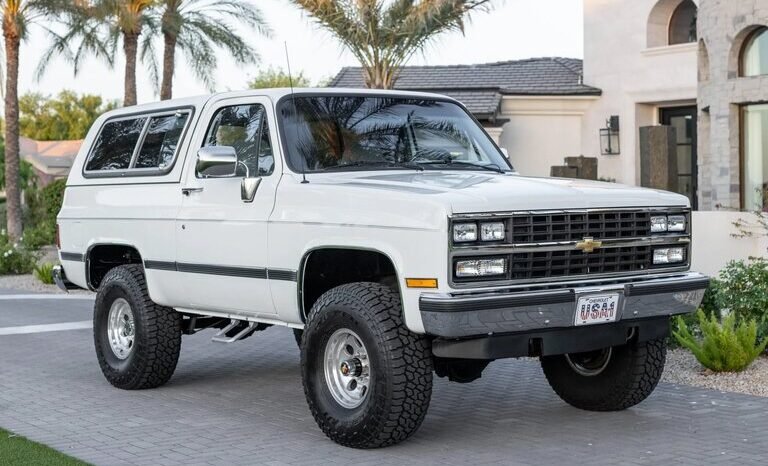 
								1989 Chevrolet K5 Blazer V8 full									