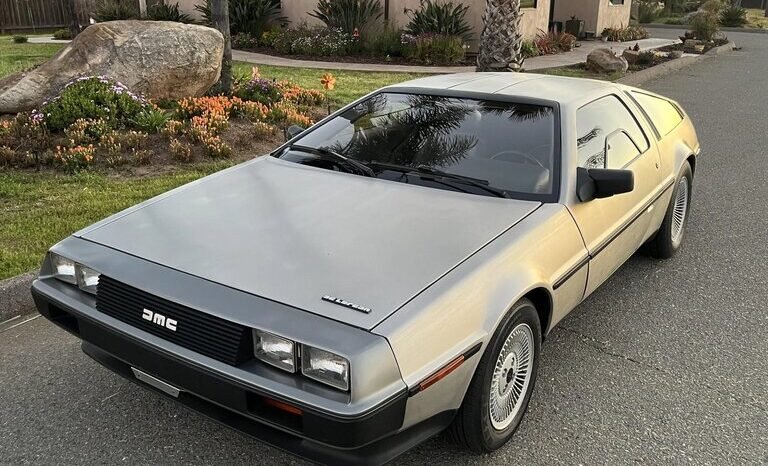 
								1983 DeLorean DMC-12 V6 full									