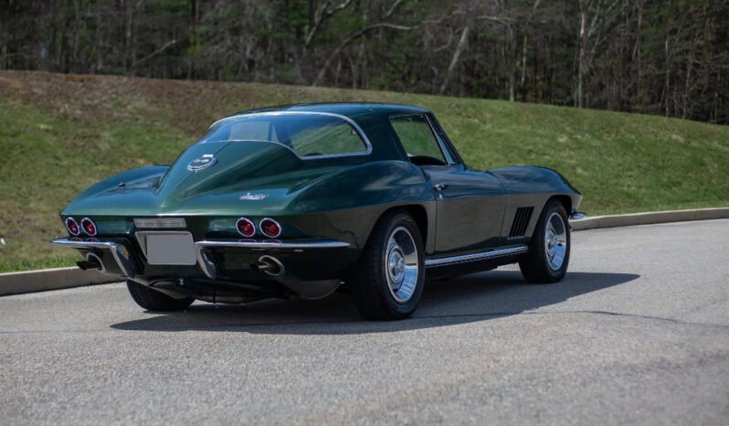 
								1967 Chevrolet C2 Corvette full									