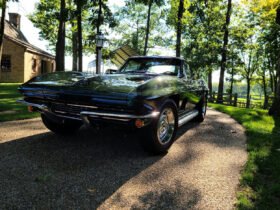 1967 Chevrolet C2 Corvette V8