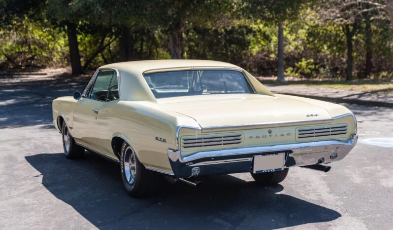 
								1966 Pontiac GTO Hardtop V8 full									