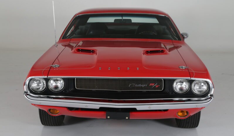 
								1970 Dodge Challenger R/T Bright Red full									