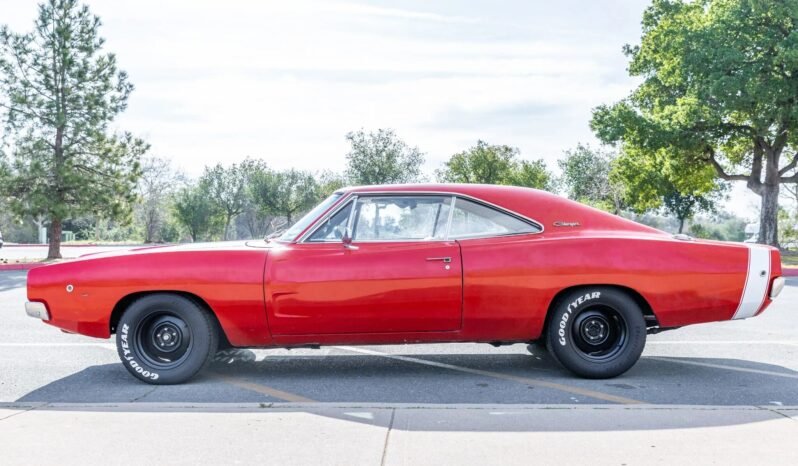 
								1968 Dodge Charger V8 full									