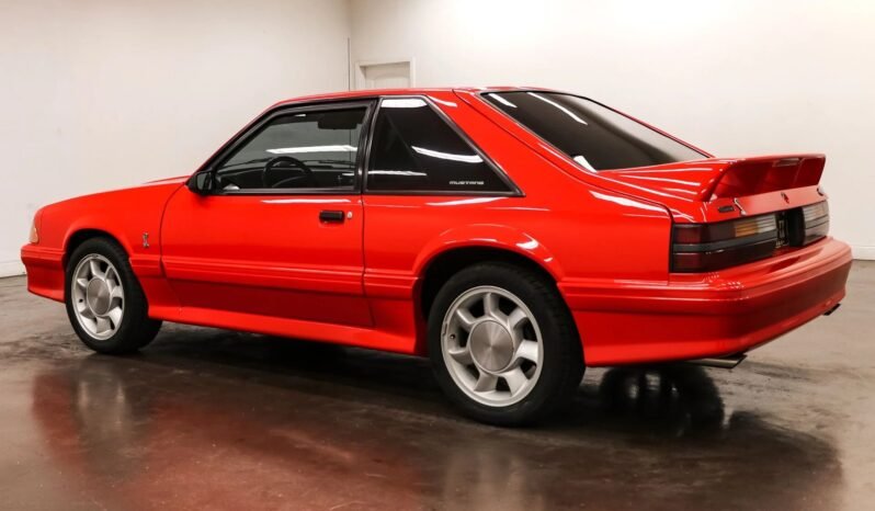 
								1993 Ford Mustang SVT Cobra V8 full									