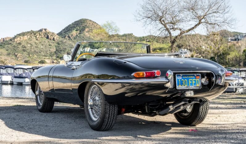
								1968 Jaguar XKE Roadster full									