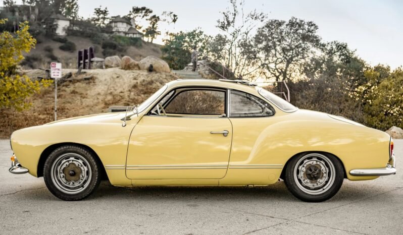 
								1964 Volkswagen Karmann Ghia full									