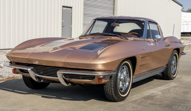 
								1963 Chevrolet Corvette Split-Window Sting Ray full									