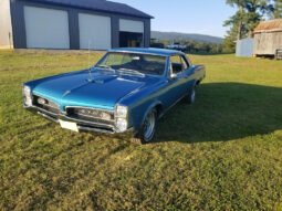 1967 Pontiac GTO V8 Blue