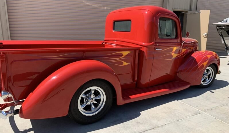 
								1945 Ford Pickup Truck V8 full									