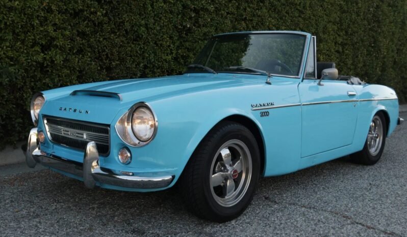 
								1970 Datsun 1600 full									