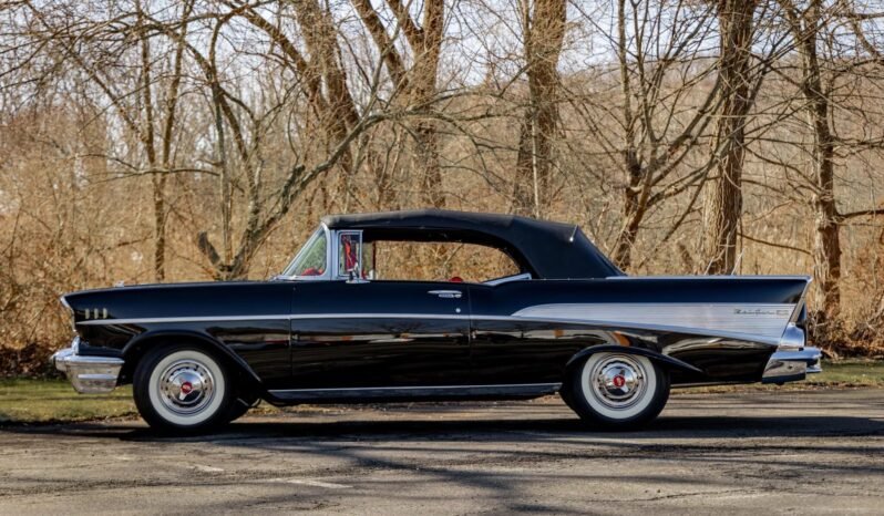
								1957 Chevrolet Bel Air Black Convertible full									