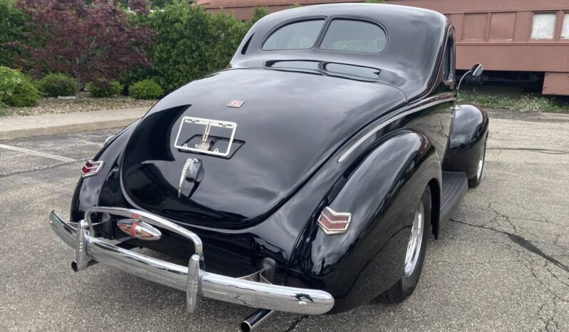 
								1940 Ford Deluxe Coupe Street Rod full									