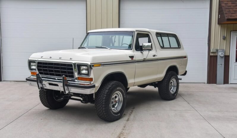 
								1978 Ford Bronco Ranger XLT White full									