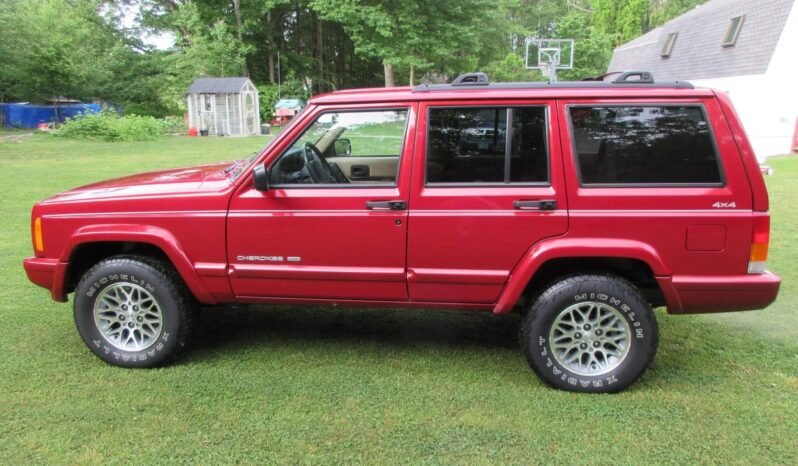 
								1999 Jeep Cherokee XJ Limited 4X4 full									