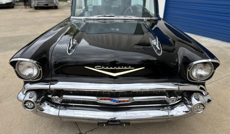 
								1957 Chevrolet Bel Air 265 V8 full									