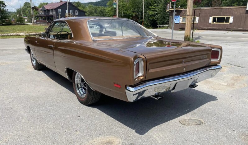 
								1969 Plymouth Road Runner Bronze full									