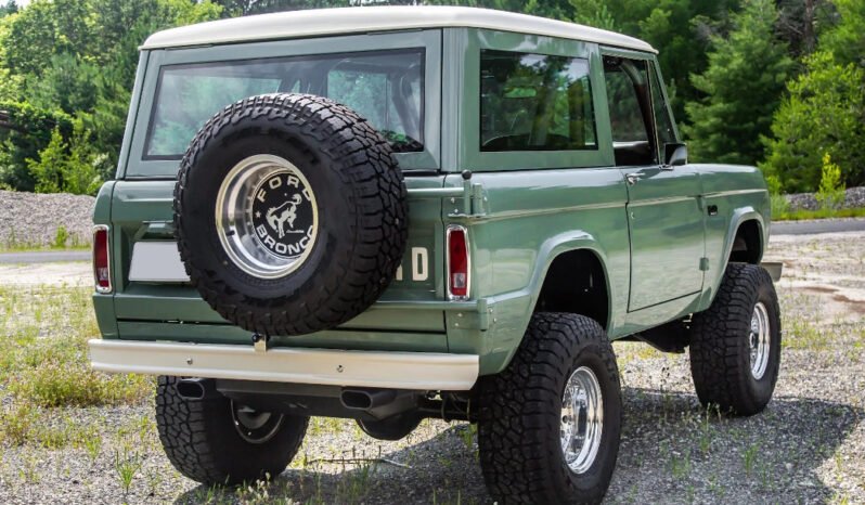 
								1974 Ford Bronco Coyote full									
