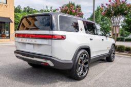 2023 Rivian R1S Quad-Motor