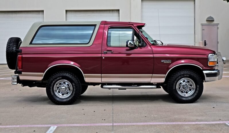 
								1994 Ford Bronco Eddie Bauer V8 full									