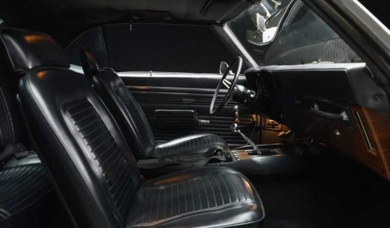 
								1969 Chevrolet Camaro Z/28 Coupe Silver full									