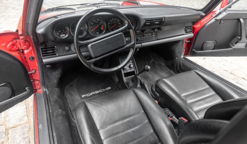 
								1987 Porsche 911 Carrera Targa full									