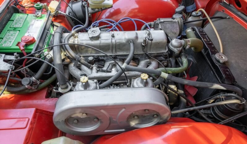 
								1975 Triumph TR6 2.5L Roadster full									