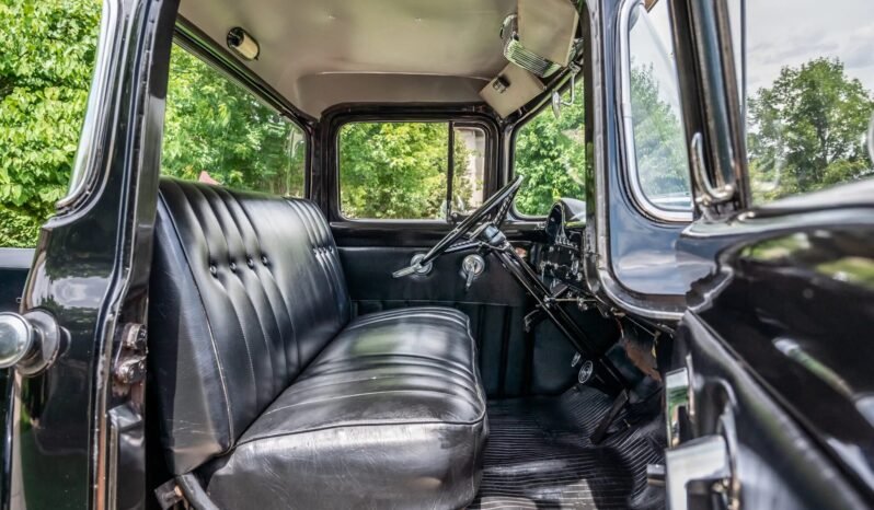 
								1956 Ford F-100 Black full									