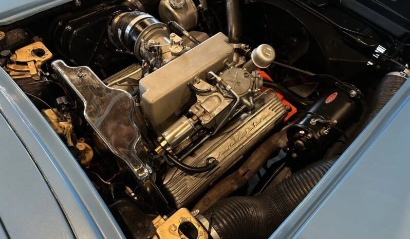 
								1961 Chevrolet Corvette 4-Speed full									