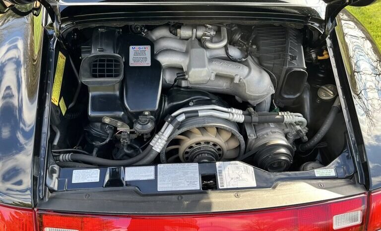 
								1997 Porsche 911 Carrera 4S full									