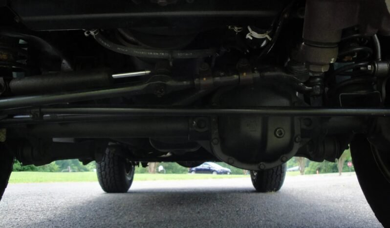 
								2001 Jeep Wrangler Sahara 4X4 full									