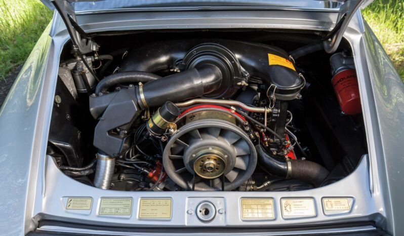 
								1972 Porsche 911S Coupe full									