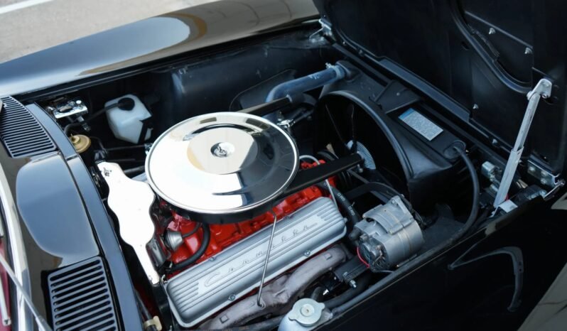 
								1963 Chevrolet Corvette C2 Split-Window Black full									