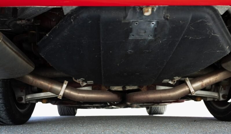 
								1993 Chevrolet Corvette ZR-1 V8 full									