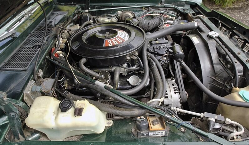 
								1978 Chrysler LeBaron Town Country V8 full									