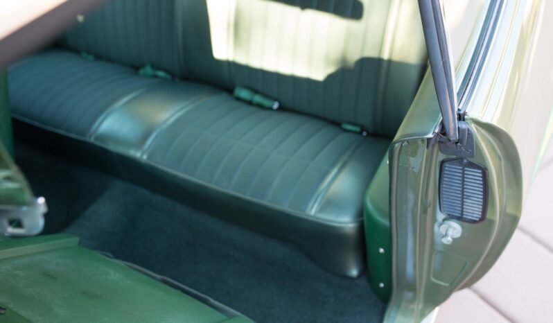 
								1970 Pontiac GTO Judge full									