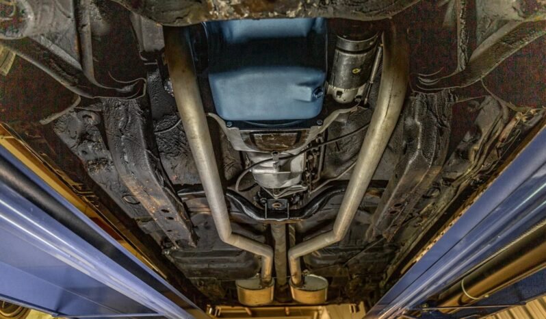 
								1976 Pontiac Firebird Trans AM Y82 full									